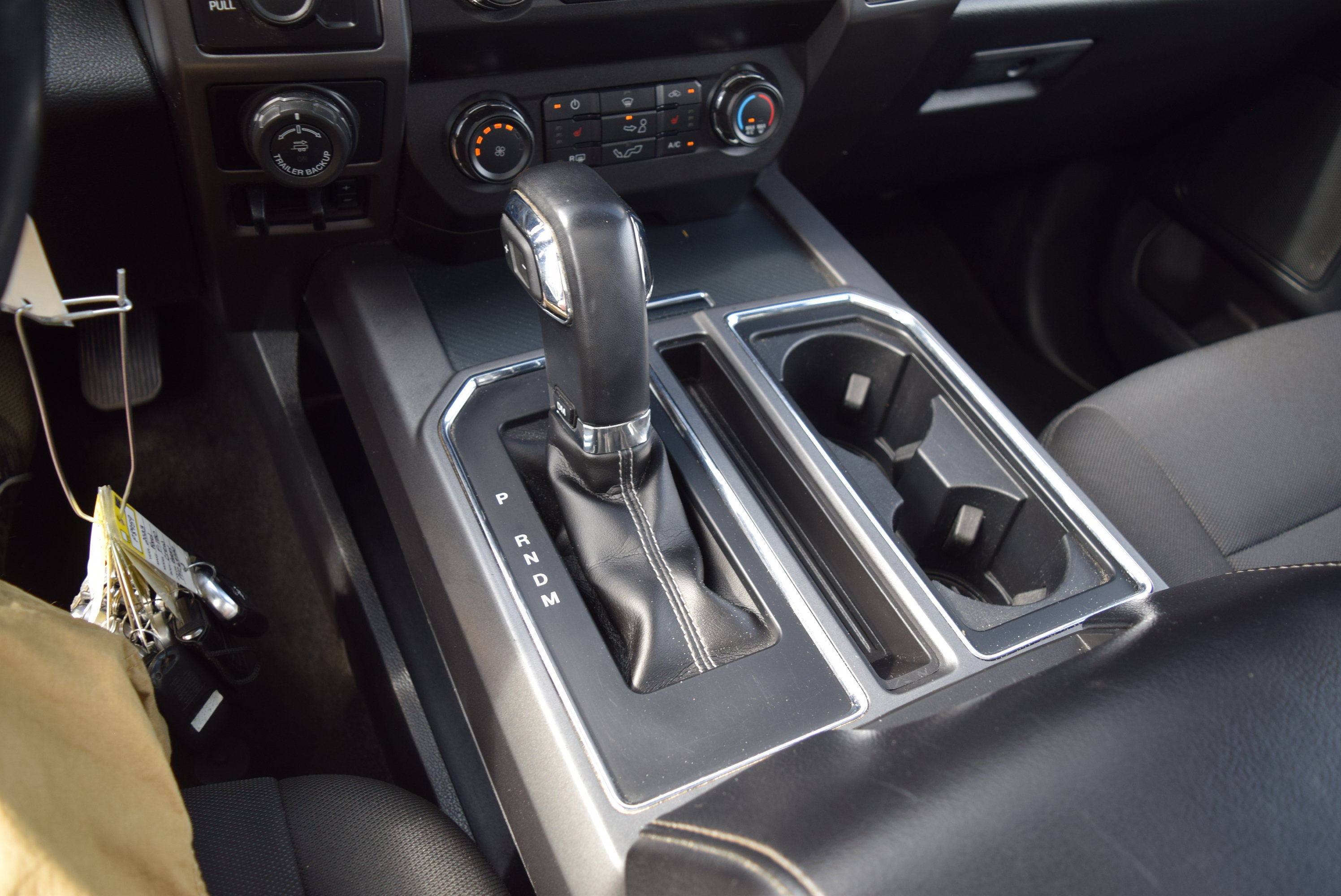 Used 2020 Ford F150 XLT w/ Equipment Group 302A Luxury AWD/4WD image 19