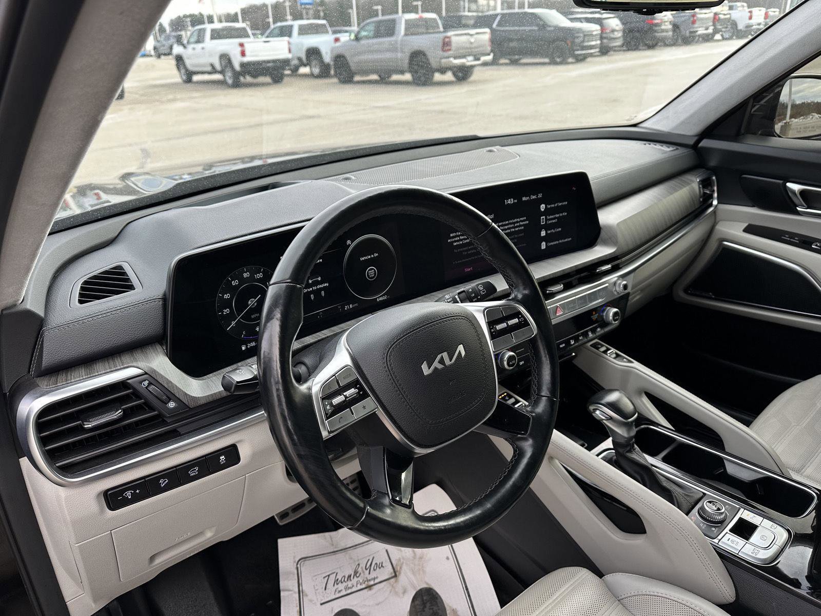 Used 2024 Kia Telluride SX Prestige image 24