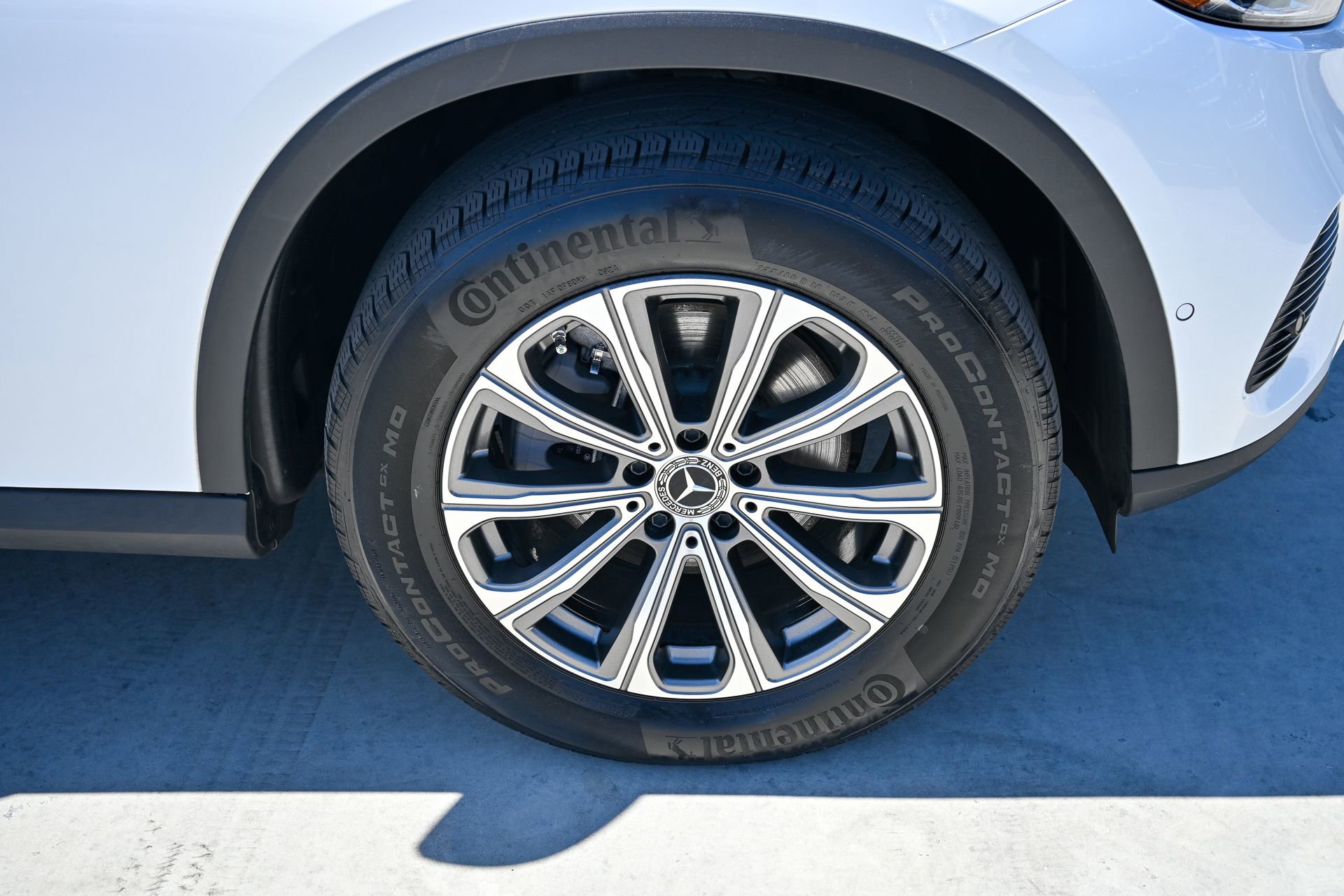 Used 2024 Mercedes-Benz GLC 300 image 38