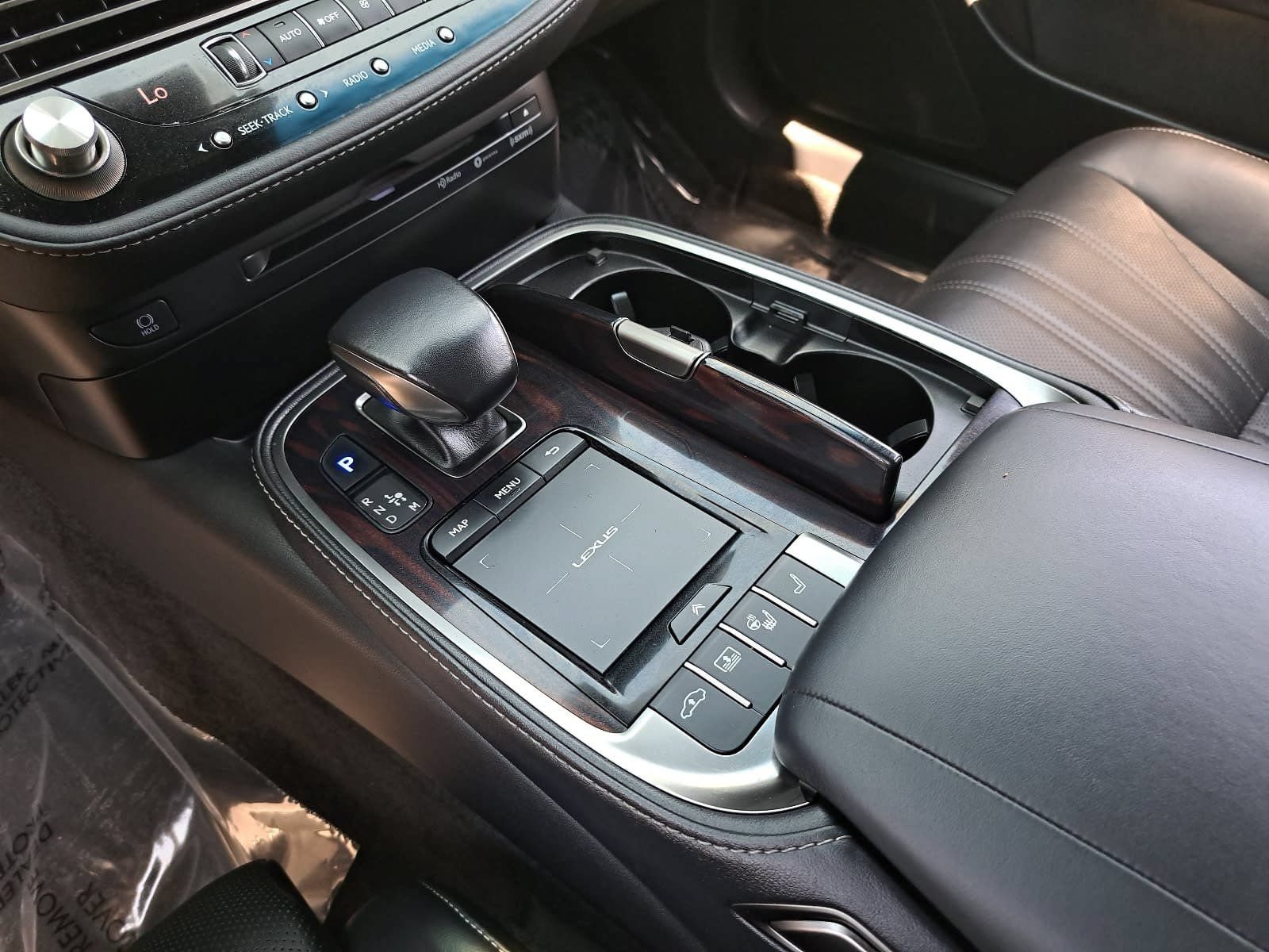 Used 2022 Lexus LS 500 AWD w/ Interior Upgrade Package image 27