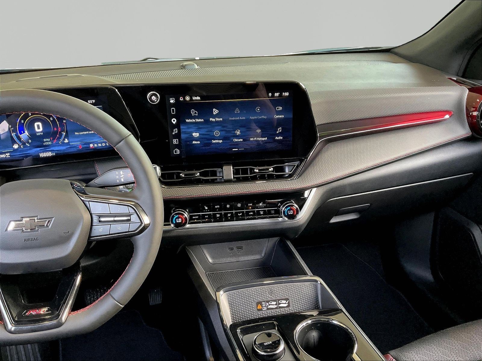 Used 2025 Chevrolet Equinox RS w/ Safety and Technology Package AWD/4WD image 9
