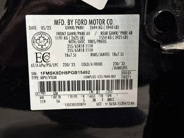 Used 2023 Ford Explorer XLT AWD/4WD image 38