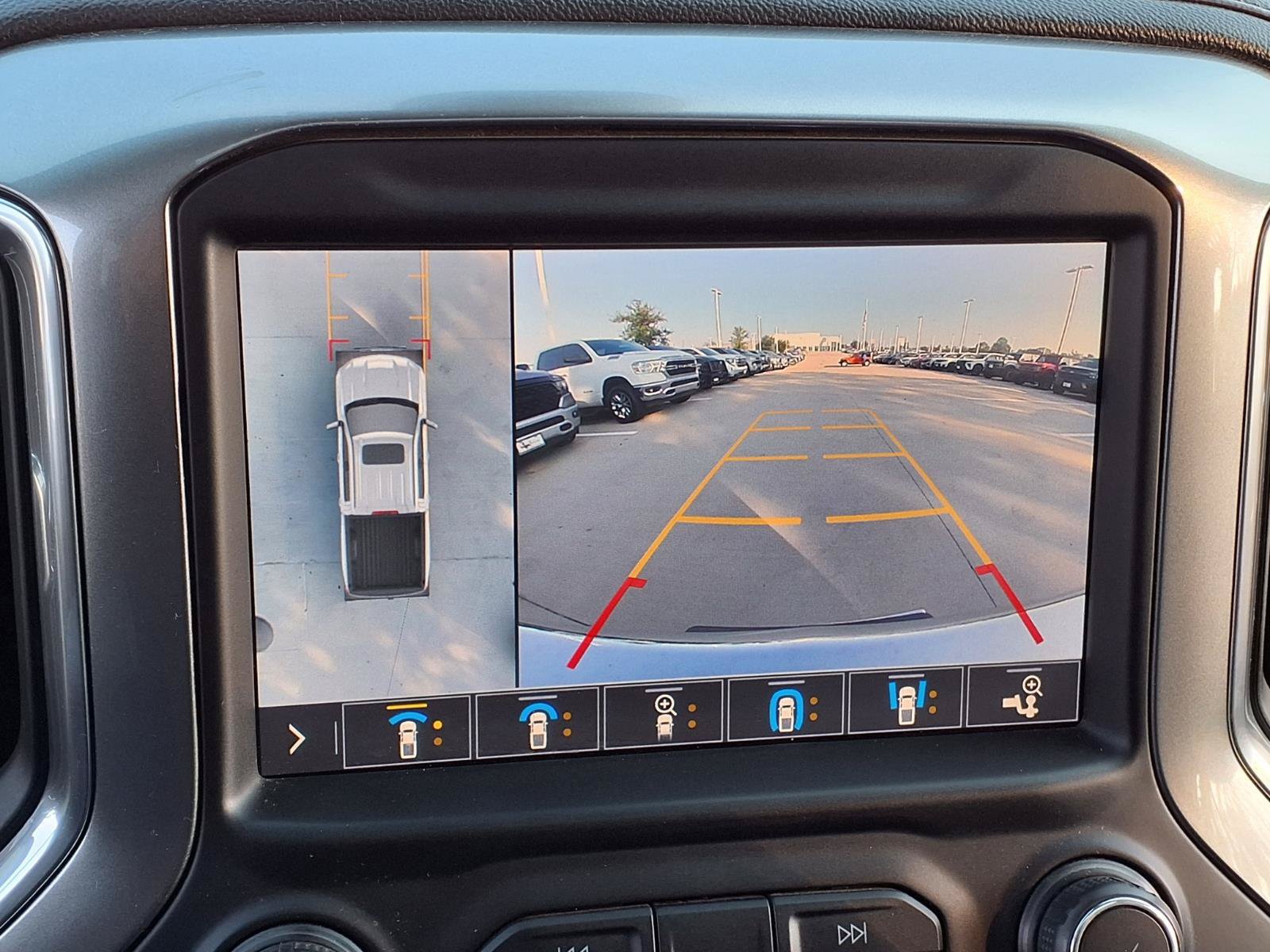 Used 2019 Chevrolet Silverado 1500 LTZ w/ LTZ Premium Package AWD/4WD image 12