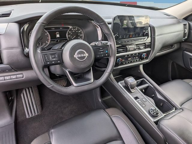 Certified 2025 Nissan Pathfinder SL AWD/4WD image 12
