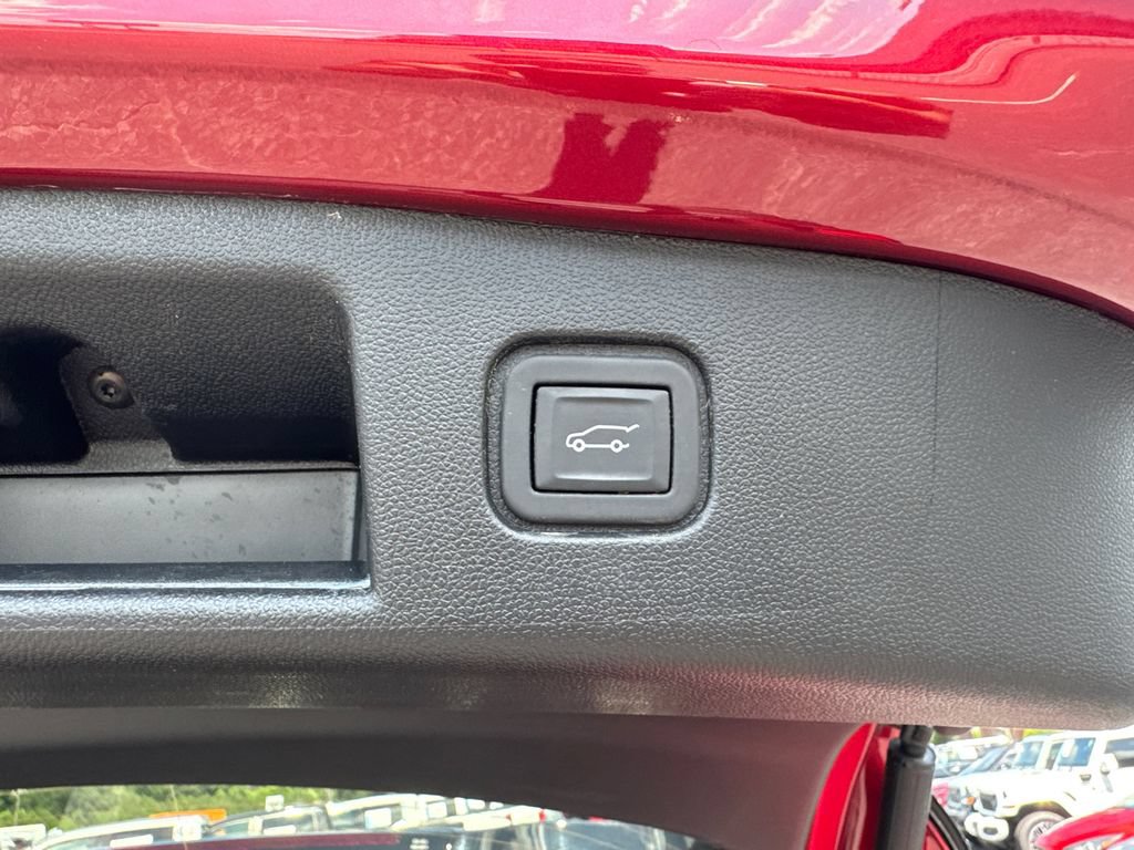 Used 2024 Chevrolet Blazer EV LT AWD/4WD image 20