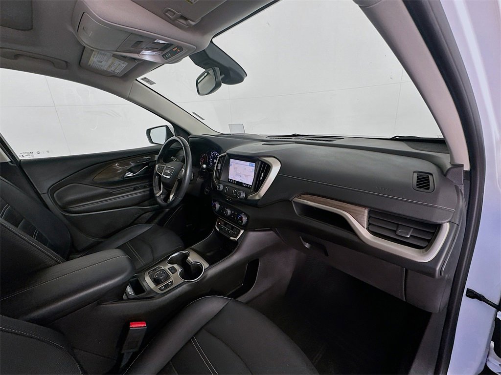 Used 2022 GMC Terrain Denali w/ Denali Premium Package image 30