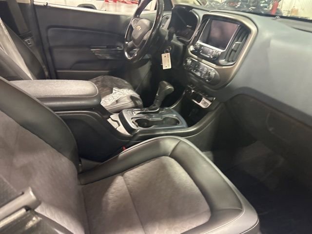 Used 2021 Chevrolet Colorado Z71 AWD/4WD image 12