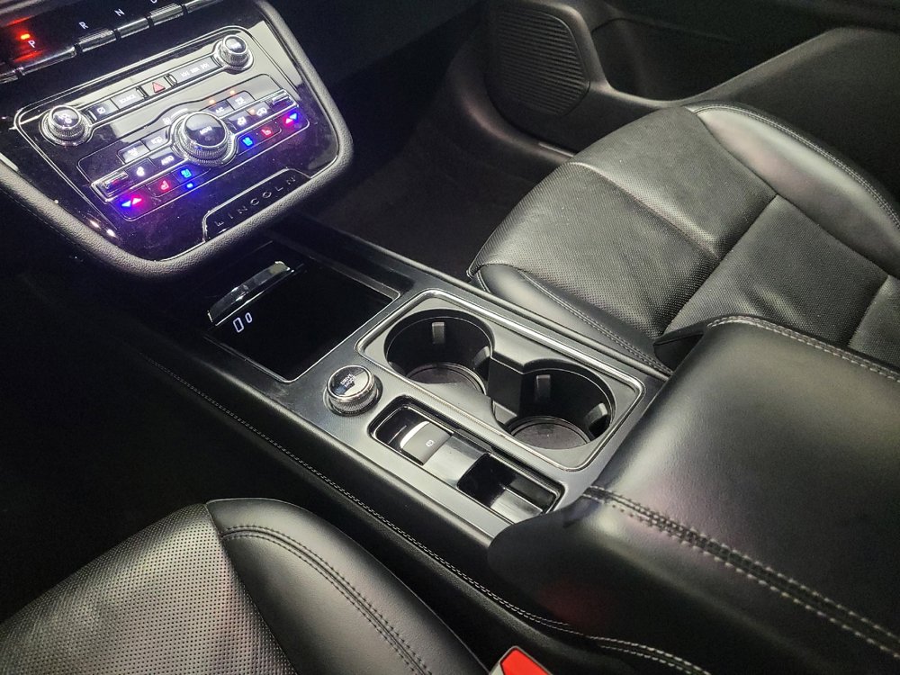 Used 2022 Lincoln Corsair FWD w/ Premium Package image 26