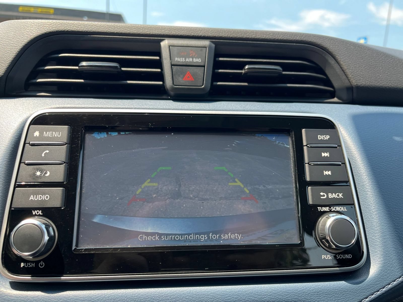 Used 2025 Nissan Versa SV FWD image 20