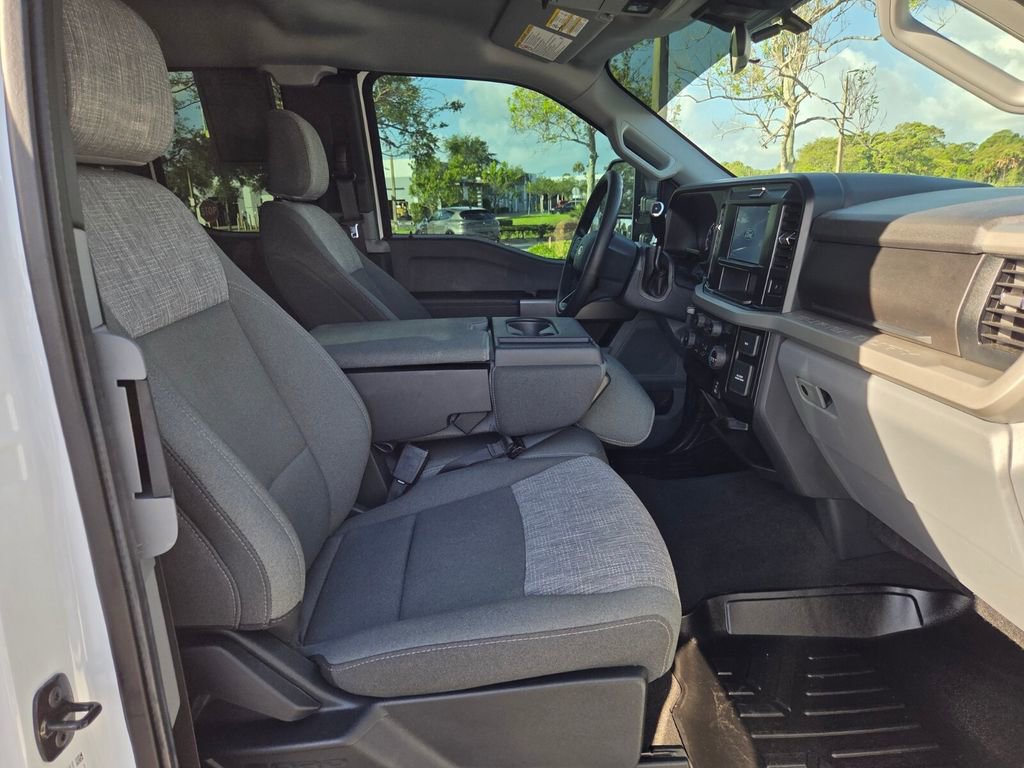 Used 2025 Ford F350 XLT image 31