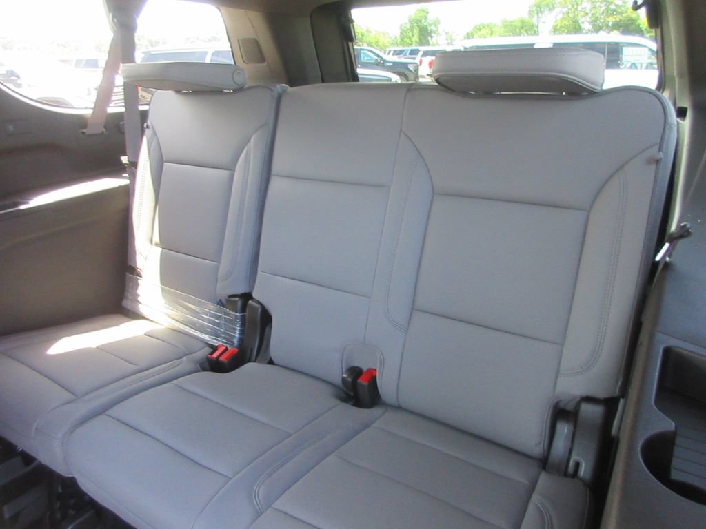 New 2026 GMC Yukon XL Elevation w/ Elevation Premium Package AWD/4WD image 13