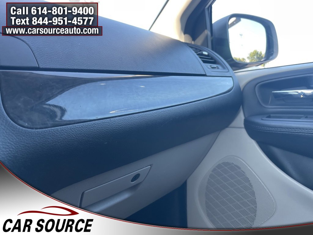 Used 2017 Dodge Grand Caravan SE w/ Power Window Group image 18