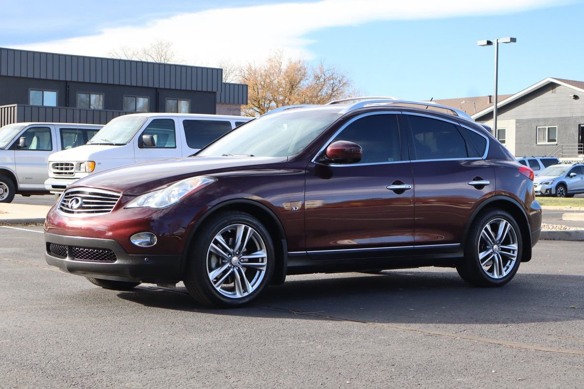 Used 2015 INFINITI QX50 Journey w/ Premium Package image 11