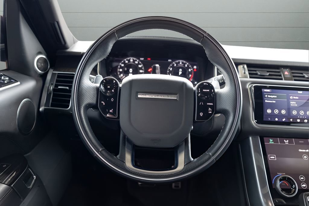 Used 2020 Land Rover Range Rover Sport HSE Dynamic image 31