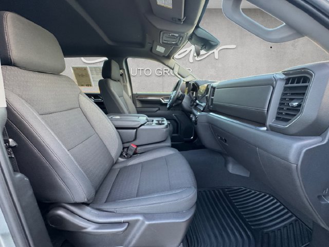 Used 2024 Chevrolet Silverado 1500 LT RWD image 24