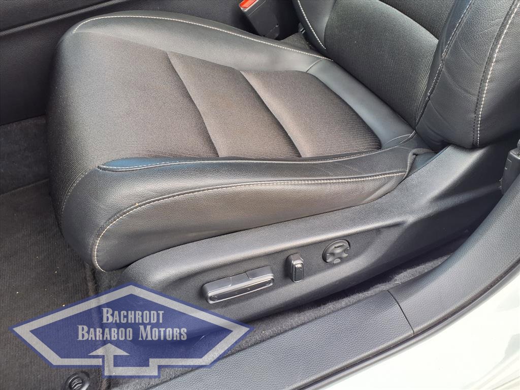 Used 2022 Honda Accord Sport image 11