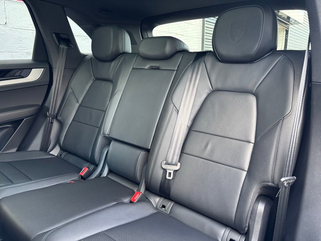 New 2026 Porsche Cayenne image 7