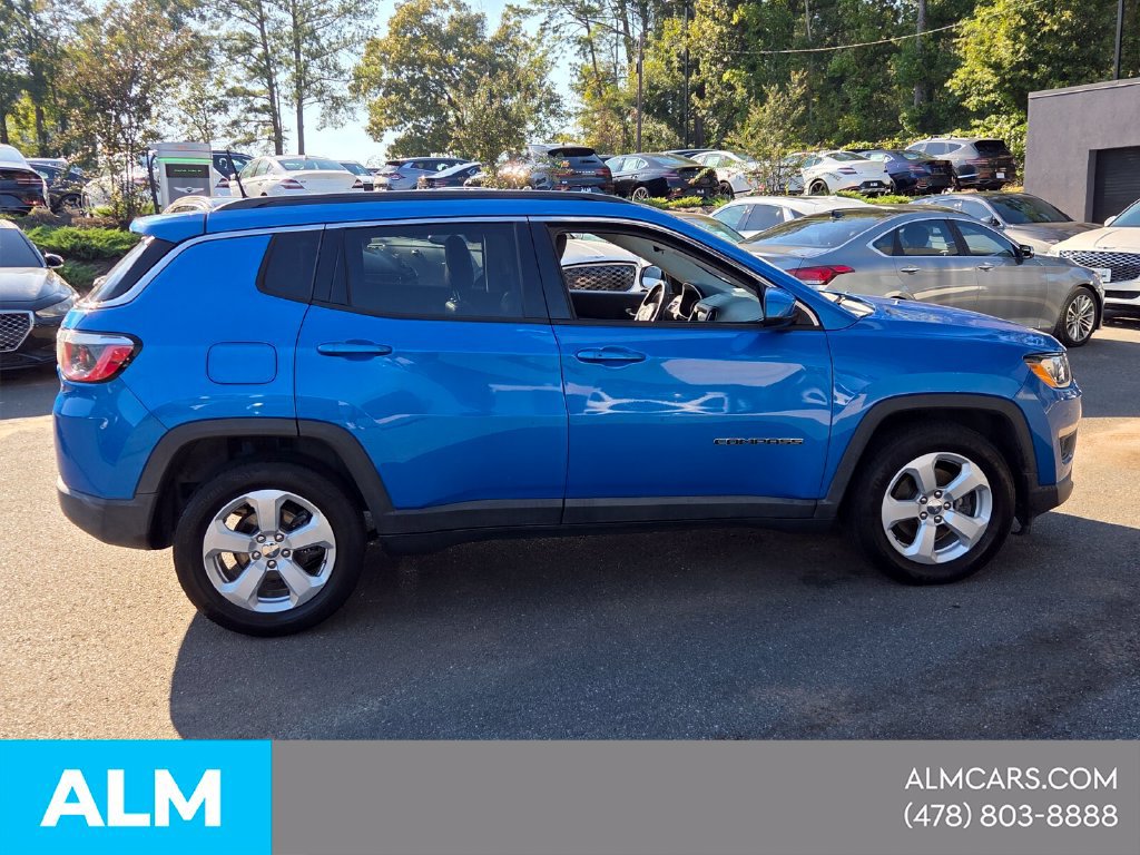 Used 2019 Jeep Compass Latitude FWD image 14