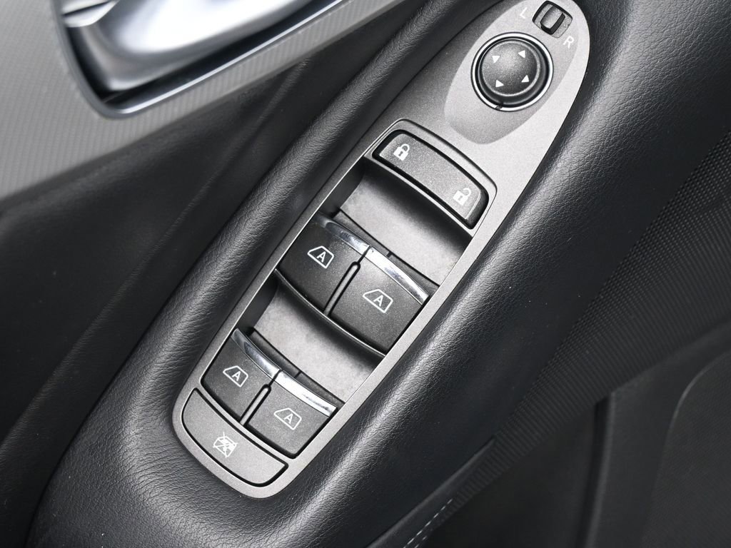 Used 2019 INFINITI Q50 Luxe image 14