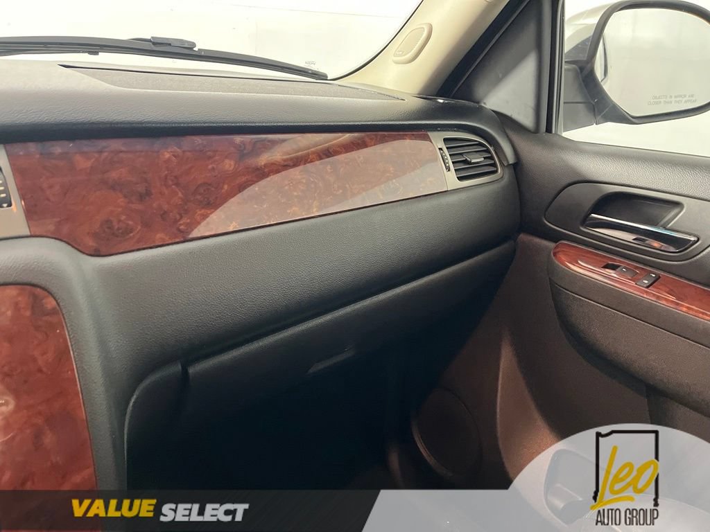 Used 2010 Chevrolet Tahoe LT AWD/4WD image 24