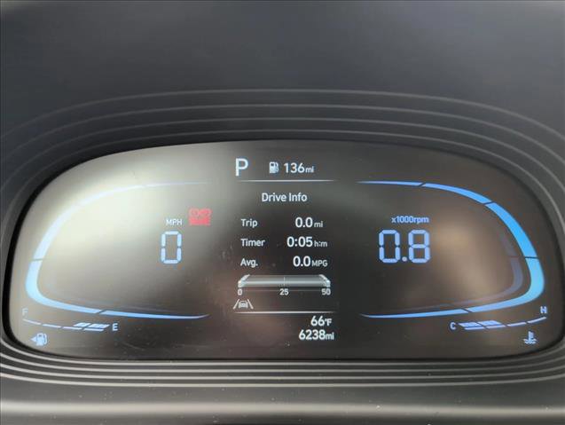 Certified 2023 Hyundai Venue Limited w/ Cargo Package FWD image 11