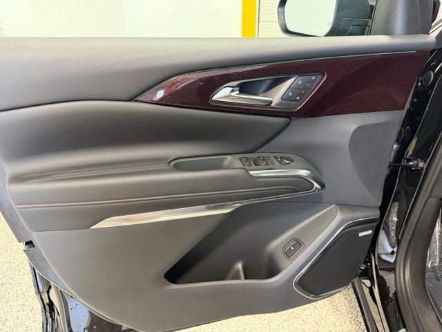 New 2027 Chevrolet Traverse RS AWD/4WD image 8
