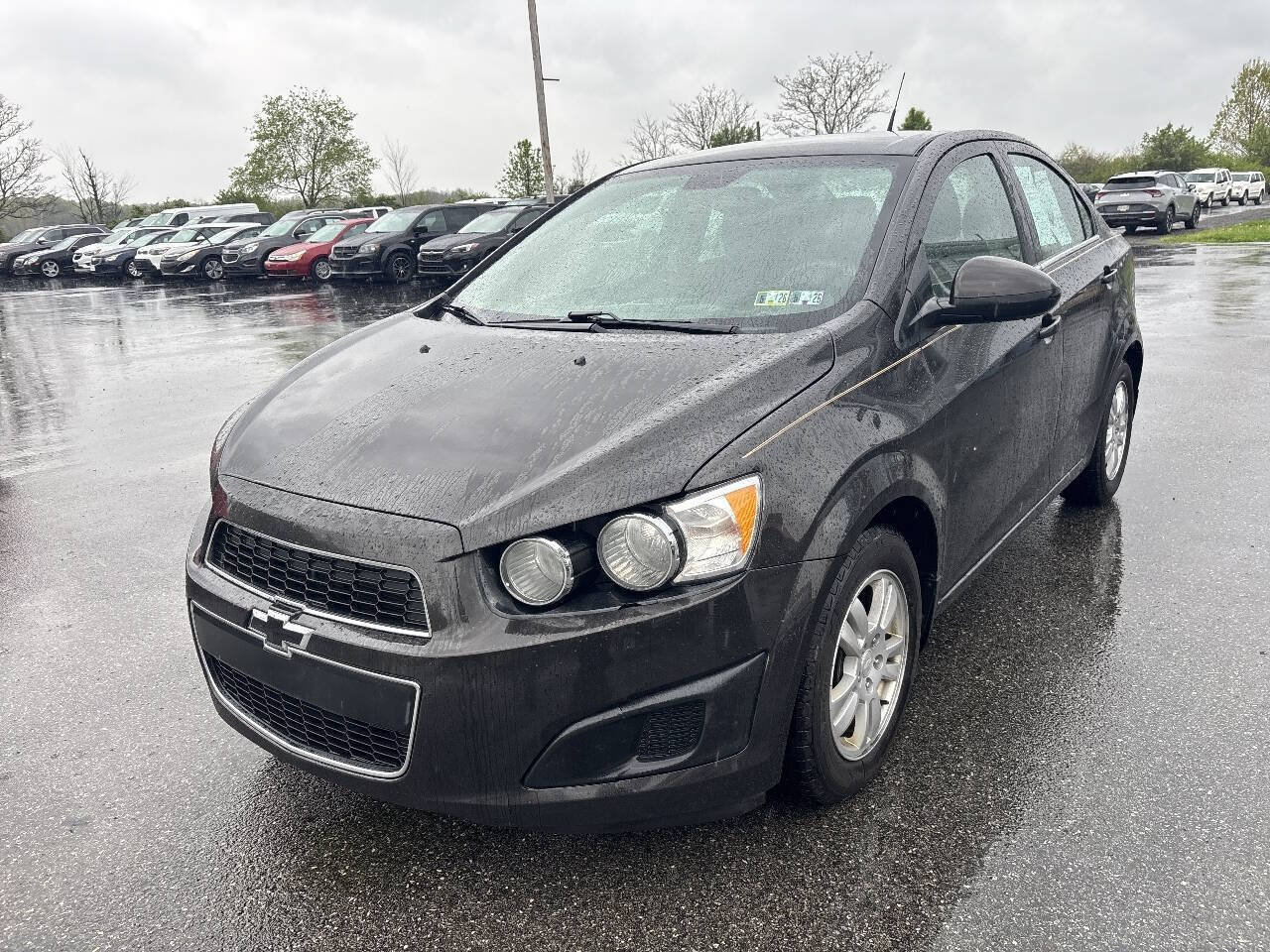 Used 2013 Chevrolet Sonic LT FWD image 2