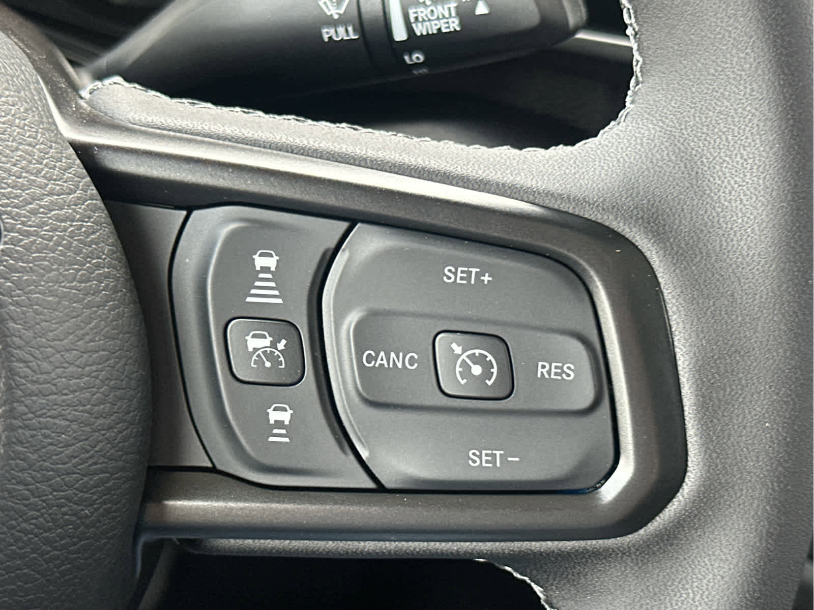 New 2025 Jeep Gladiator Sport image 33