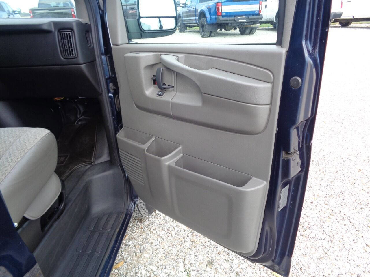 Used 2014 Chevrolet Express 1500 LT w/ LT Preferred Equipment Group image 39