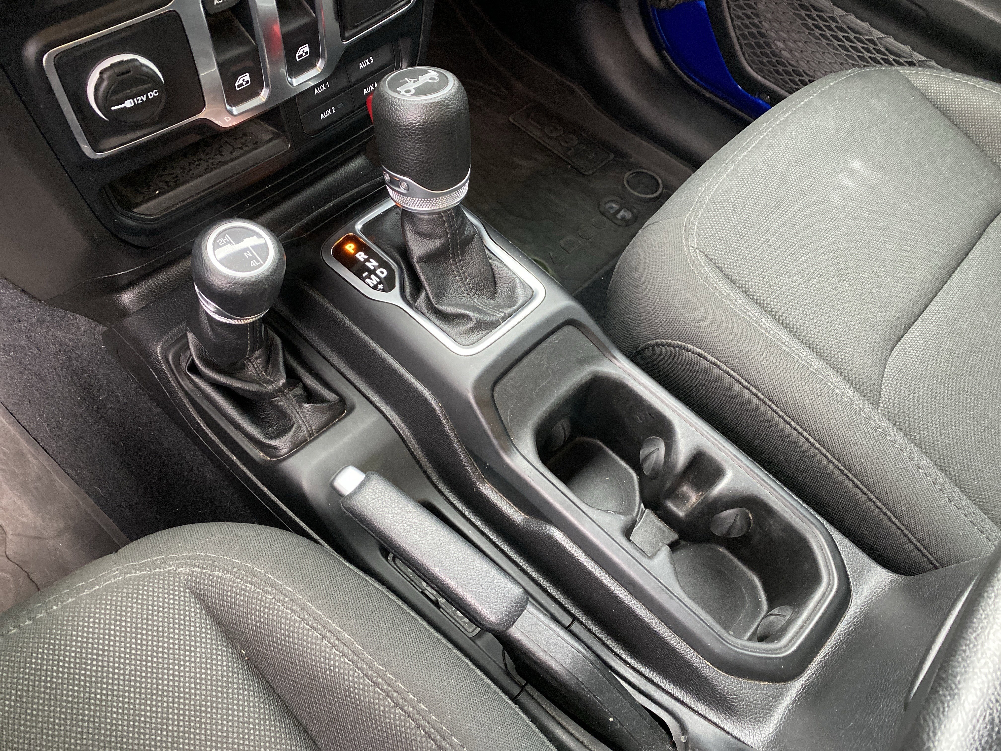 Used 2019 Jeep Wrangler Sport image 23