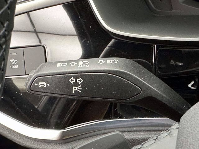 Certified 2024 Audi Q3 2.0T Premium Plus AWD/4WD image 34