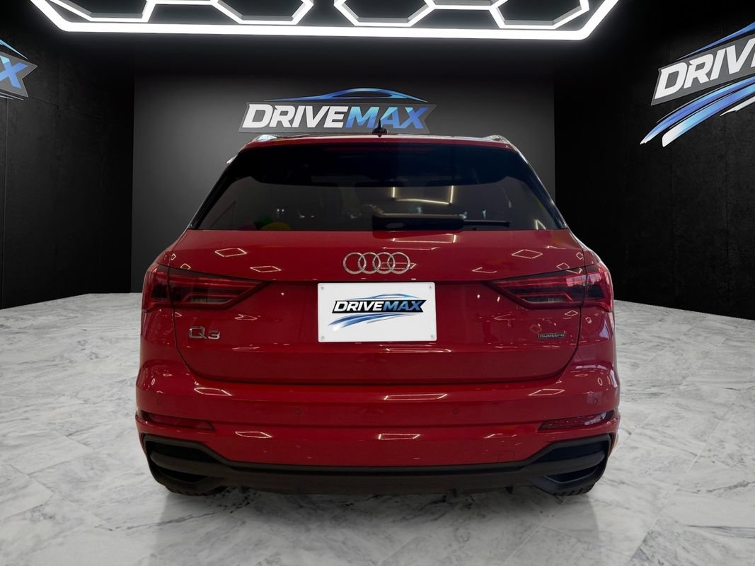 Used 2025 Audi Q3 2.0T Premium AWD/4WD image 11