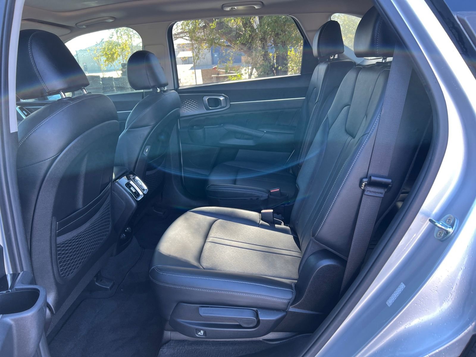 Used 2022 Kia Sorento SX image 32