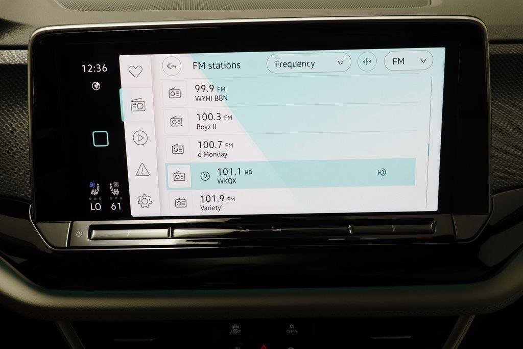 New 2026 Volkswagen Atlas Cross Sport SEL Premium R-Line image 10