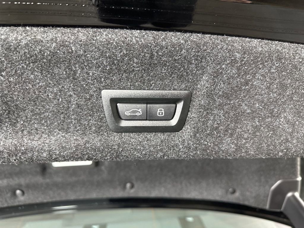 Certified 2025 BMW 330i xDrive 330i xDrive w/ Premium Package image 27