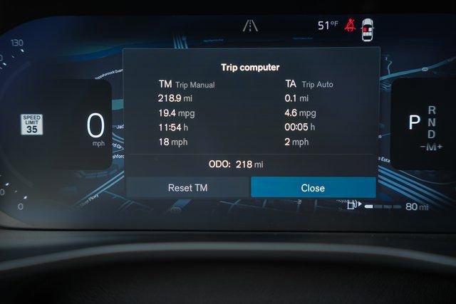 New 2026 Volvo XC40 B5 Plus w/ Protection Package Premier image 44