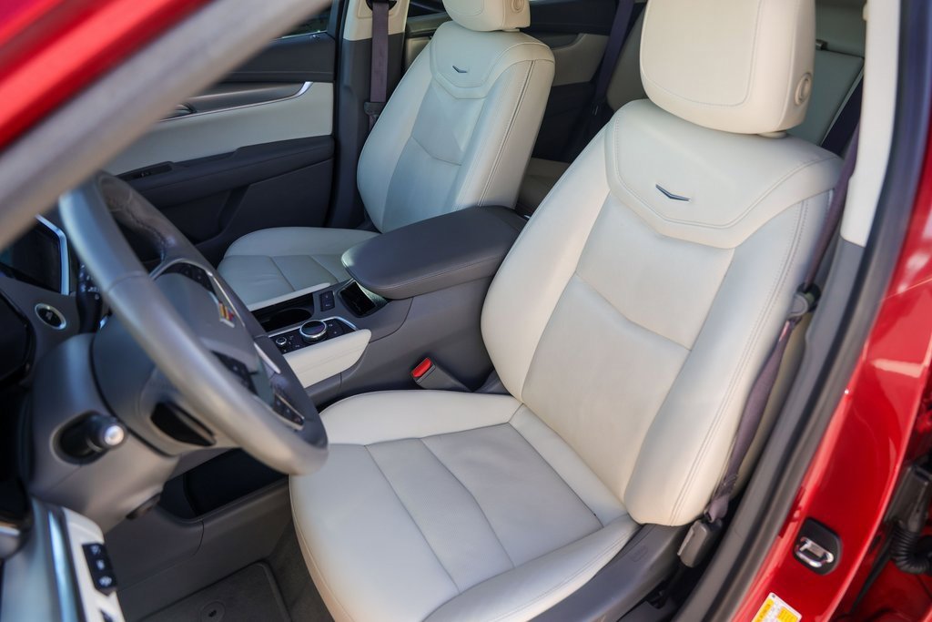 Certified 2021 Cadillac XT5 Premium Luxury image 7