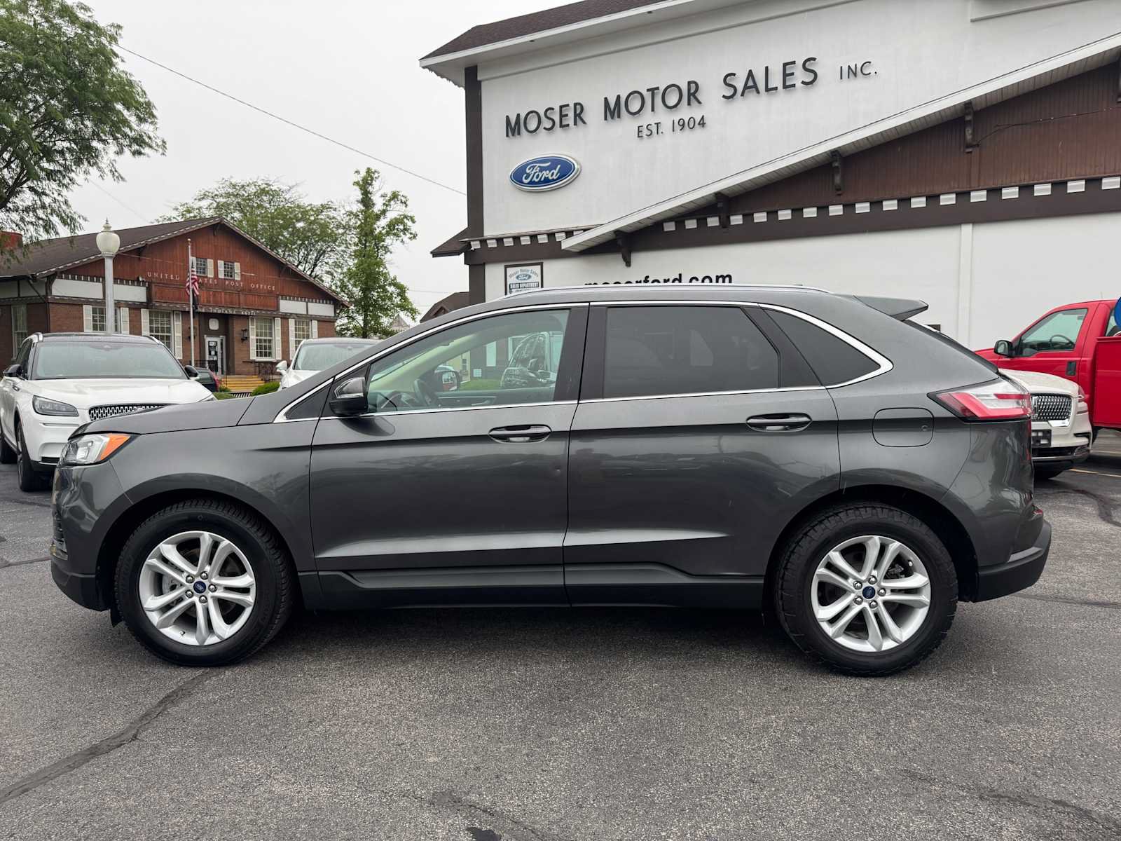 Used 2020 Ford Edge SEL w/ Convenience Package FWD image 9