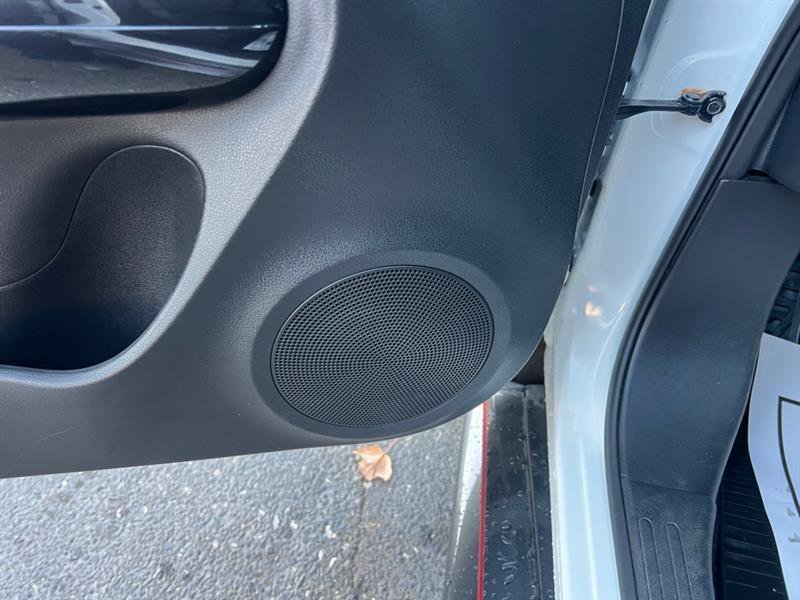 Used 2013 Nissan Juke NISMO image 27