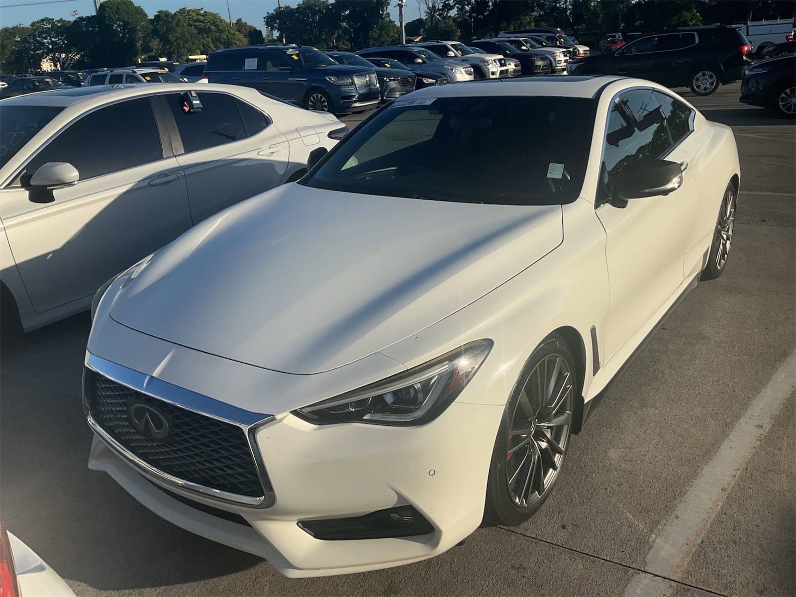 Used 2017 INFINITI Q60 Red Sport 400