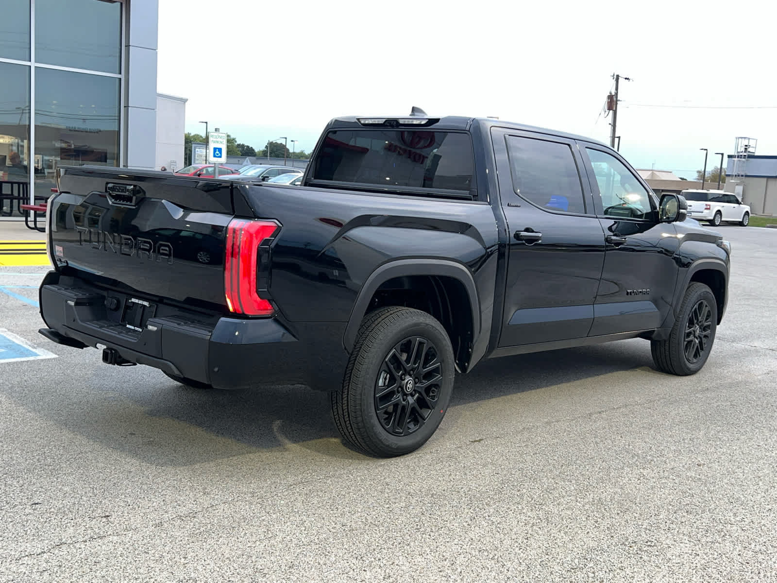 New 2026 Toyota Tundra Limited AWD/4WD image 8