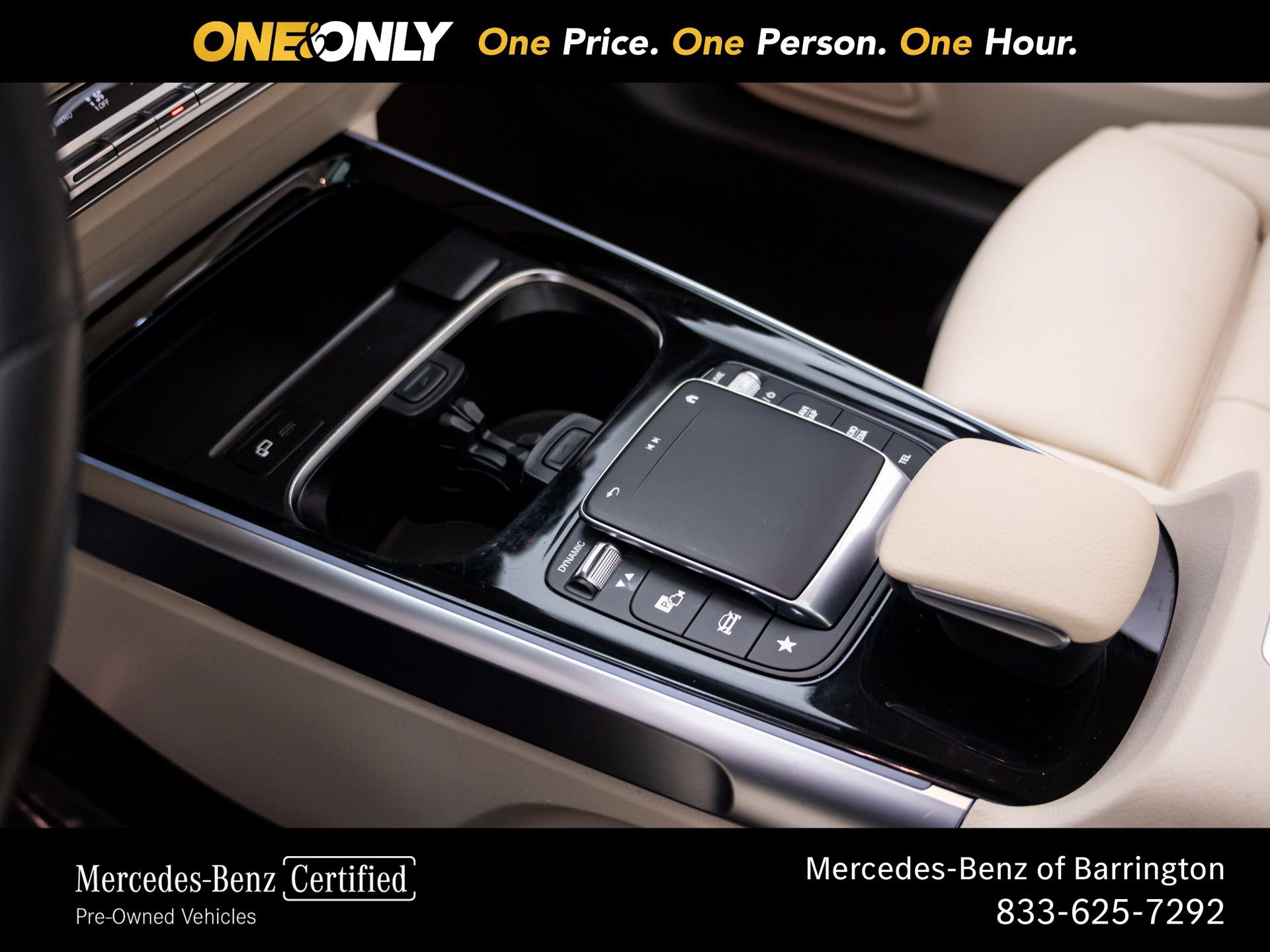 Used 2023 Mercedes-Benz GLB 250 4MATIC w/ Premium Package image 12