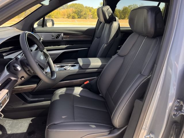 New 2027 Cadillac Vistiq Luxury AWD/4WD image 20