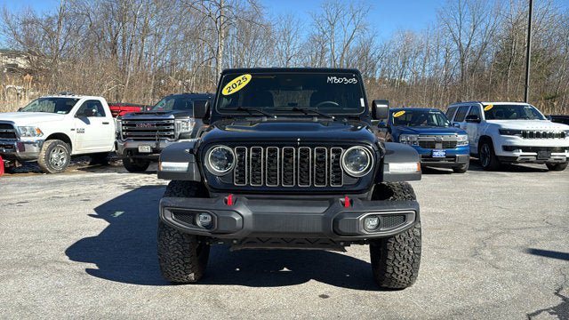 Certified 2025 Jeep Wrangler Unlimited Rubicon AWD/4WD image 3
