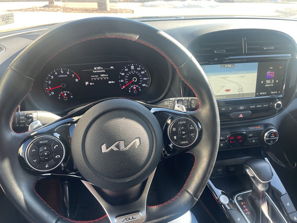 Used 2022 Kia Soul Turbo image 32