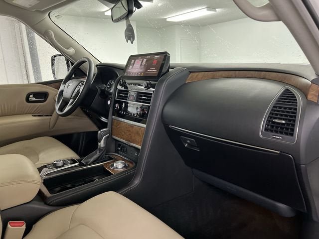 Used 2024 Nissan Armada SL w/ Captain's Chairs Package AWD/4WD image 30