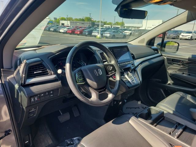 Used 2023 Honda Odyssey Touring image 18