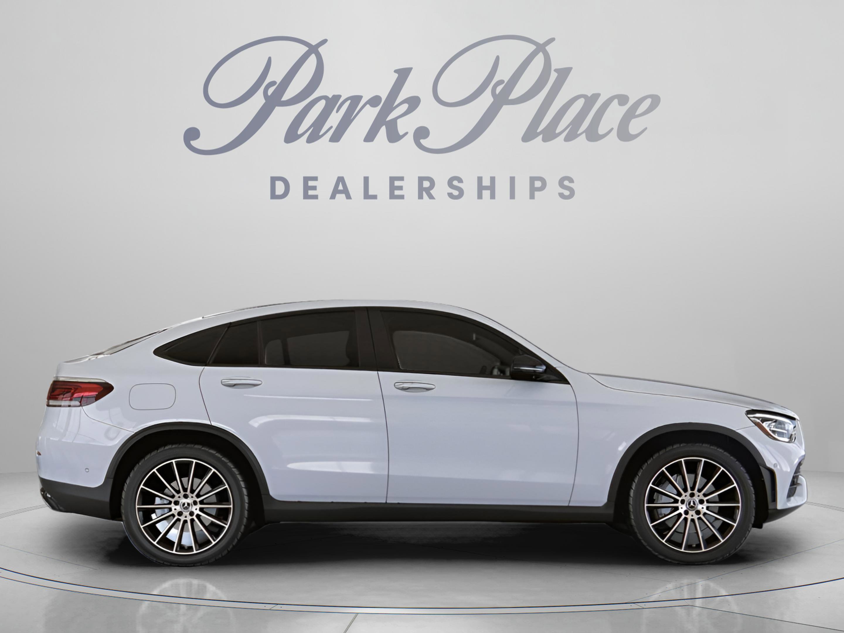 Used 2021 Mercedes-Benz GLC 300 4MATIC Coupe image 26