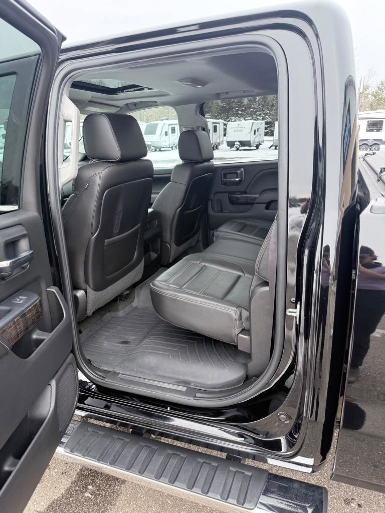 Used 2015 GMC Sierra 3500 Denali w/ Duramax Plus Package image 13