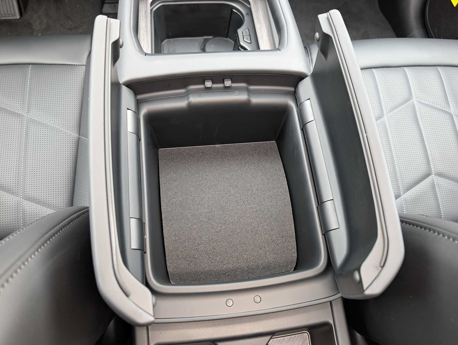 New 2027 Kia Telluride SX Prestige X-Line AWD/4WD image 14